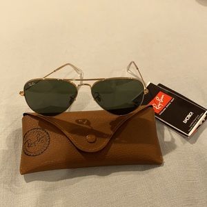 Ray-Ban Classic Aviator Sunglasses